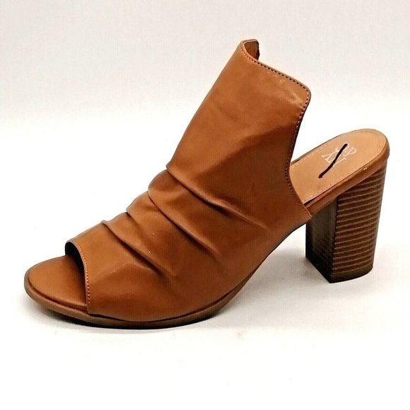 NY&C Shoes - NY&C Womens Block Heel‎ Slouch Slide Mule Sandal Cushioned Insole Tan Sz 10